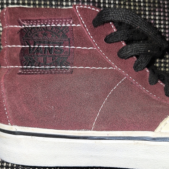 Vans Men’s Sk8-Hi Suede High-Top Sneakers in Burgundy - Picture 3 of 16